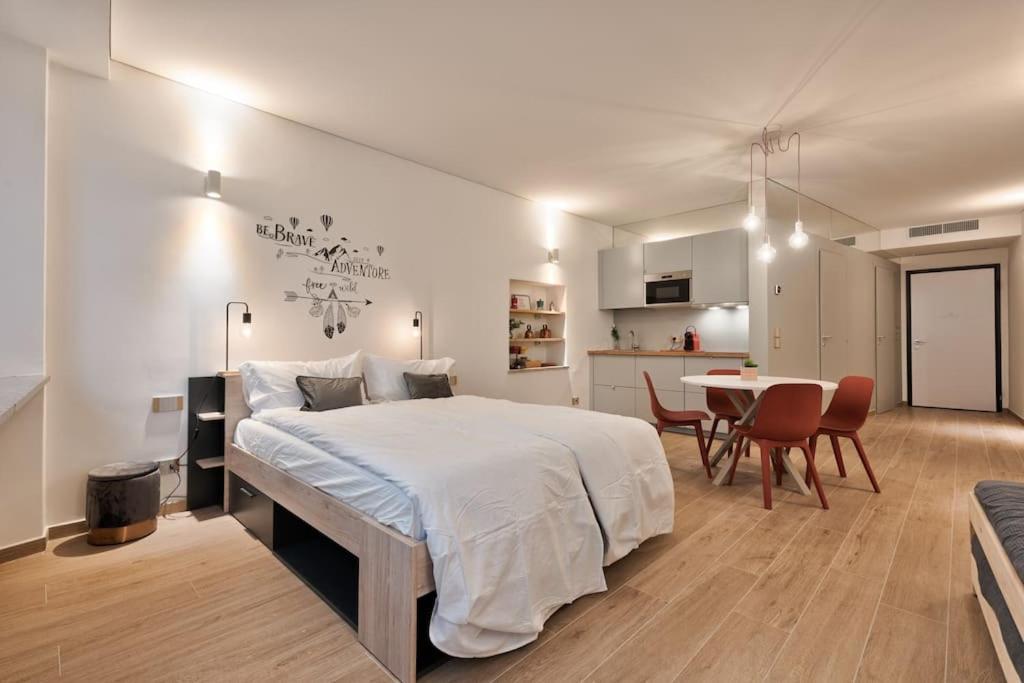 Lauben Flat Bolzano Apartment Bagian luar foto